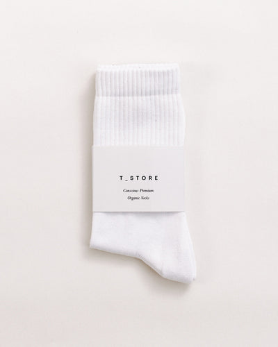 WHITE ORGANIC SOLID SPORTS SOCKS