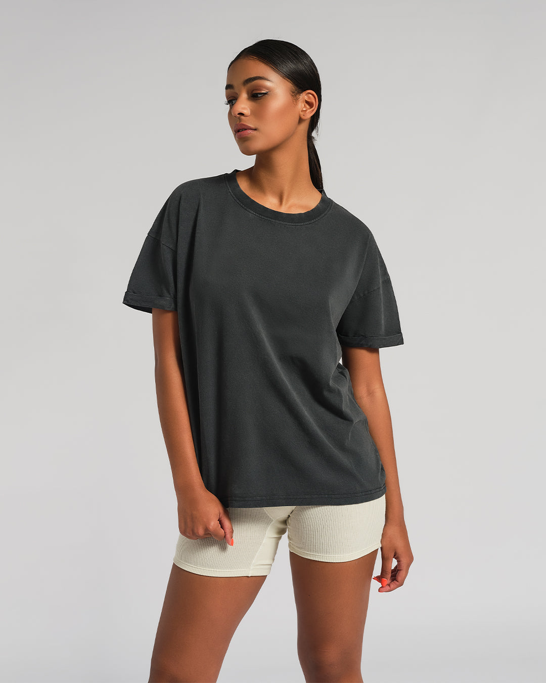 BOYFRIEND TEE IN BLACK